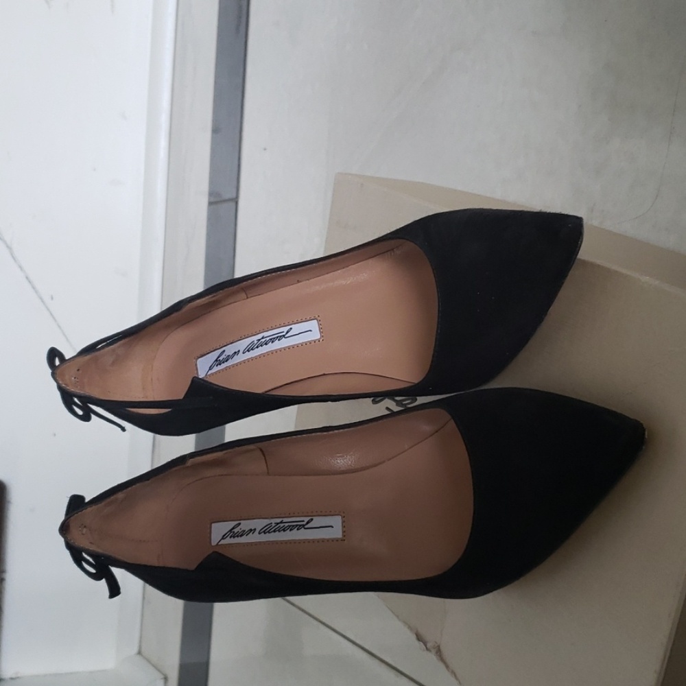 Gorgeous Brian Atwood Suede pump
